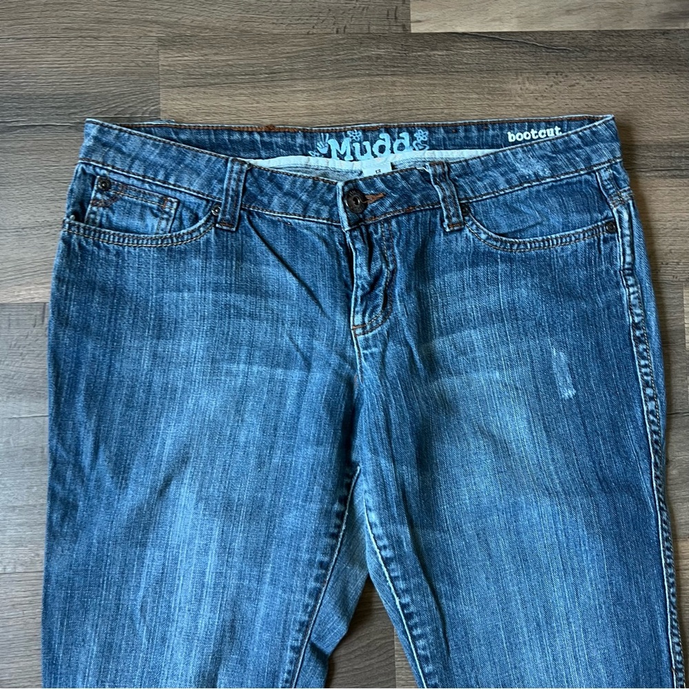 6/$25 Mudd Blue Flare & Wide Leg Jeans - Picture 3 of 9